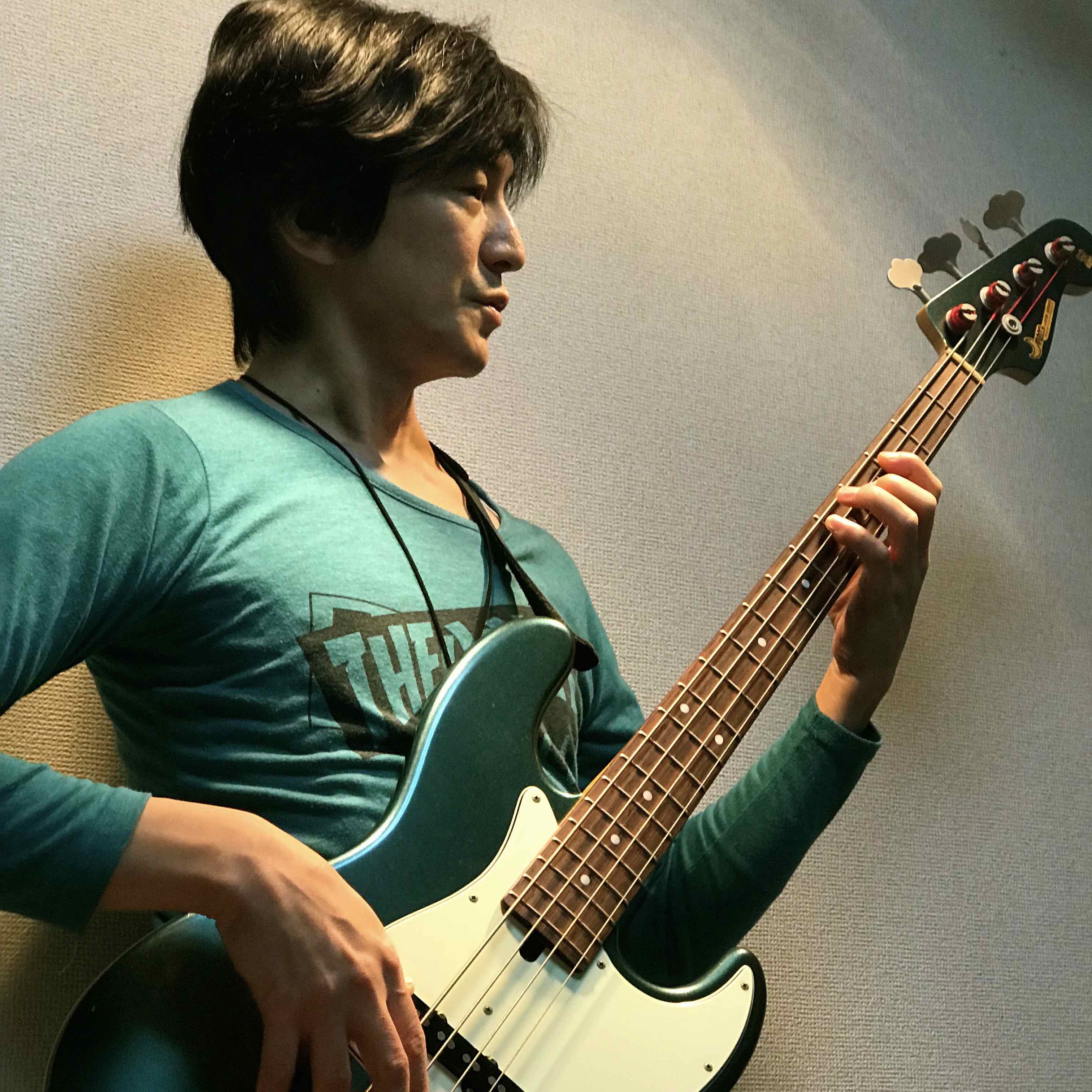 飯田雅春 iida.ms NEWSblog: 〜月に届く響き〜 Moon Jazz Bass